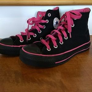 pink and black converse high tops